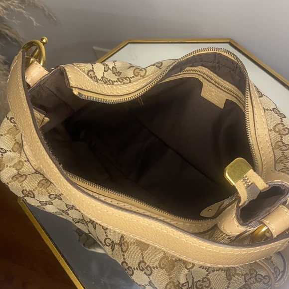 Gucci Beige GG Canvas Medium Jockey Hobo Bag - Picture 6 of 9